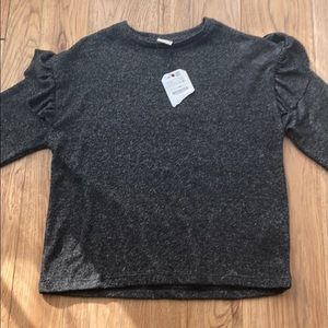 Soft Zara kids ruffle sleeves thin sweater